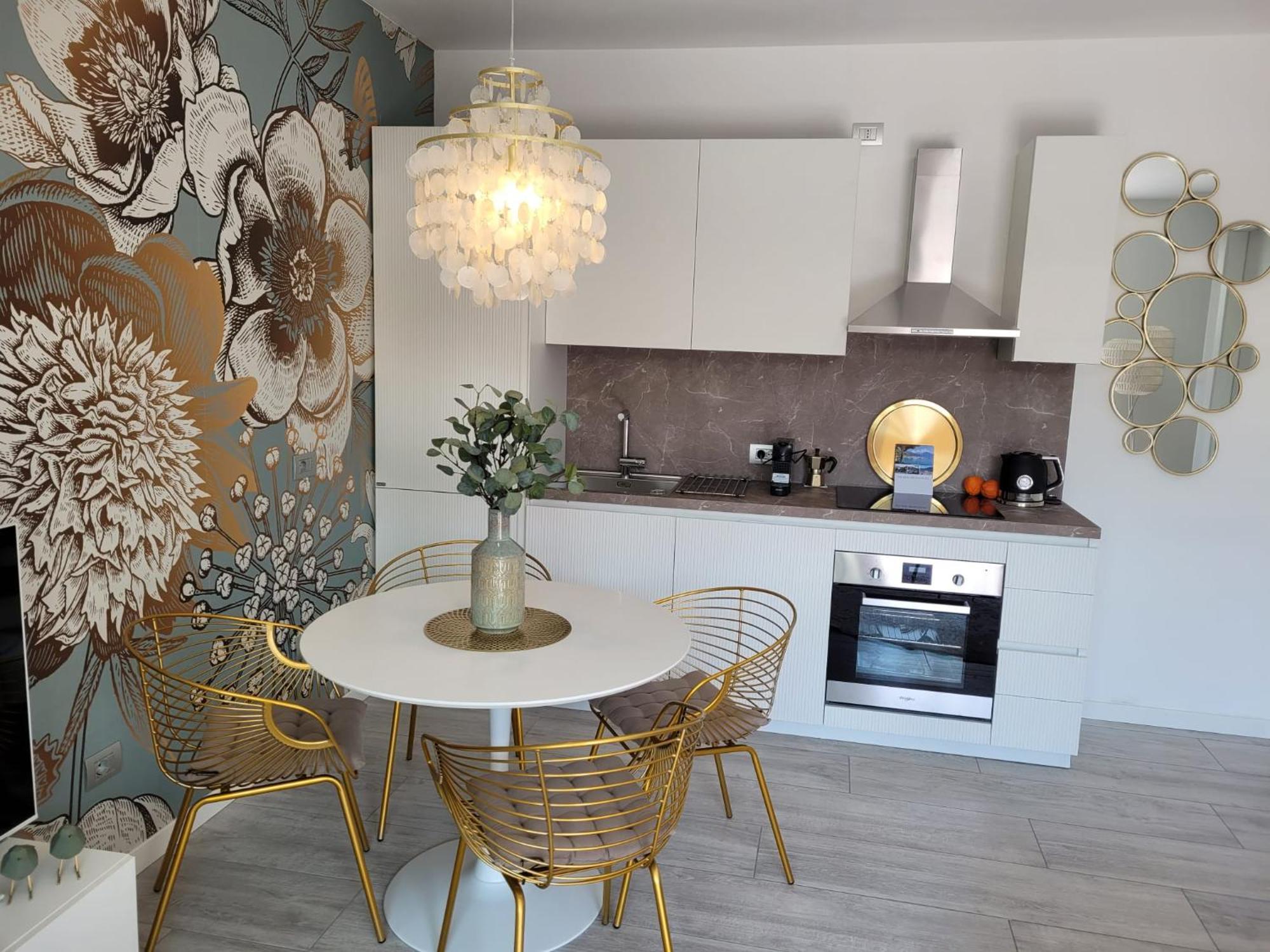 Lago-Apartment Midy, Sfeervol, Zwembad, Airco โดมาโซ ภายนอก รูปภาพ